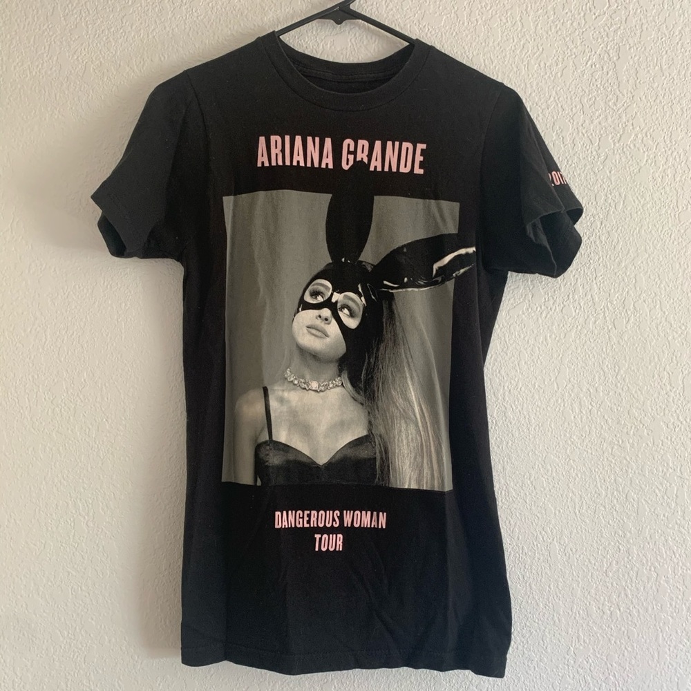 Official Ariana Grande dangerous woman tour shirt
